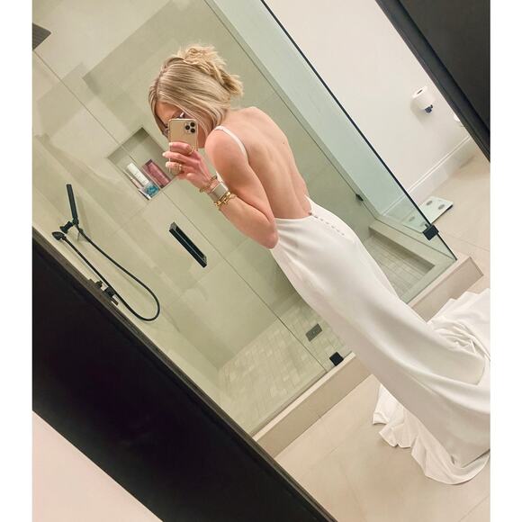 Made with Love Bridal - Georgie V2 Crepe Wedding Dress / Size AU 6 - Picture 9 of 11